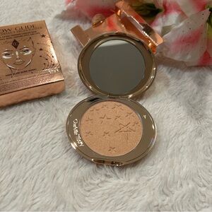 Charlotte Tilbury Radiant Highlighter - Champagne Gold Gilded Glow